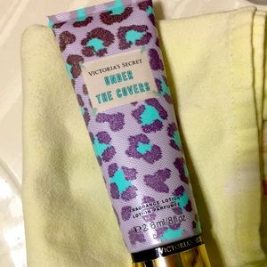 Victoria’s Secret-Under the Covers lotion used 1x